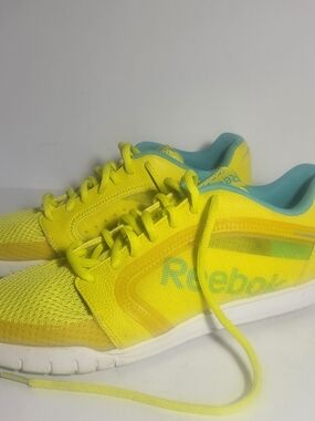 Reebok Dance 3D Ultralite Women’s Size 8 Neon Yellow Blue V44389 Training Shoes